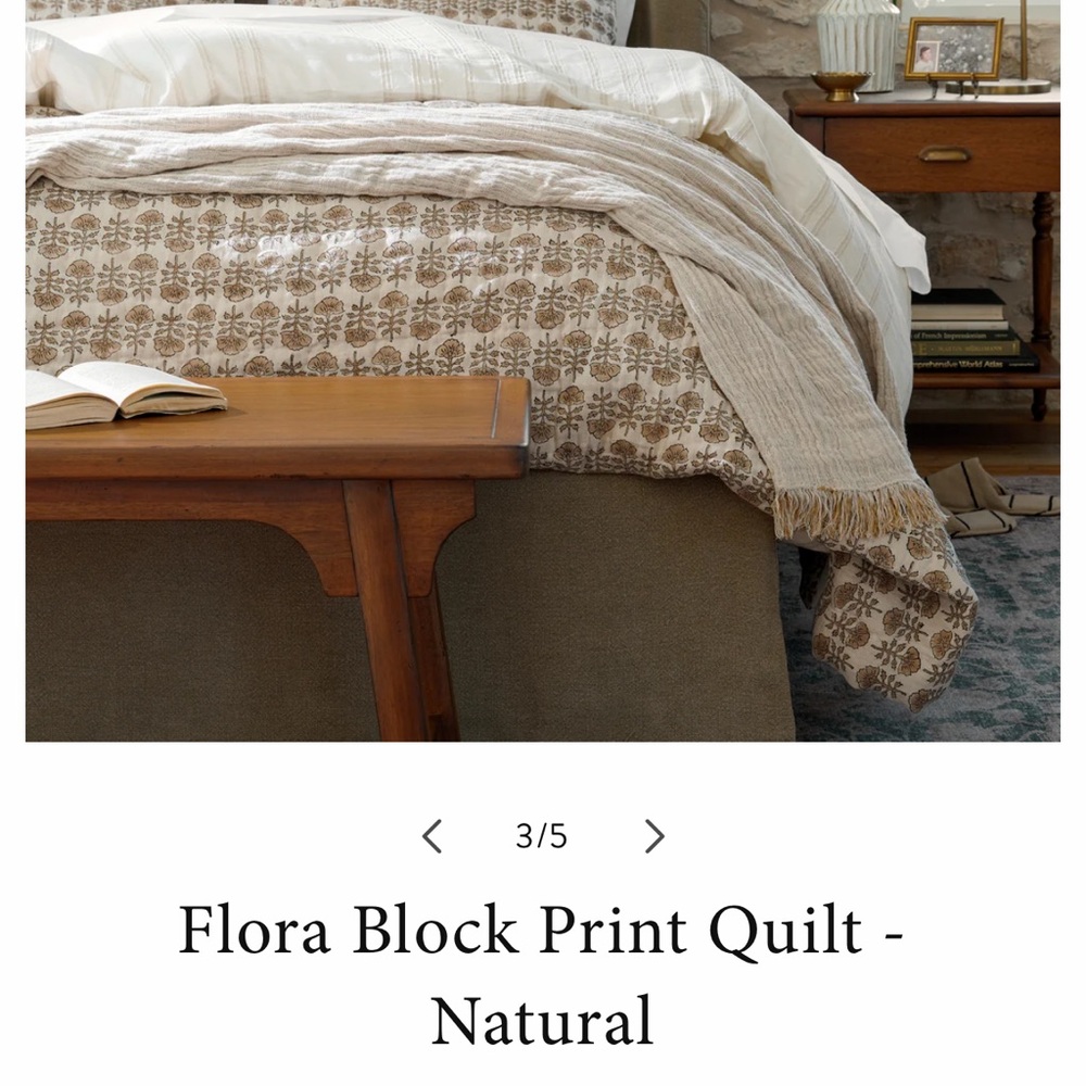 Magnolia Floral Block Print Quilt - Cream and Brown